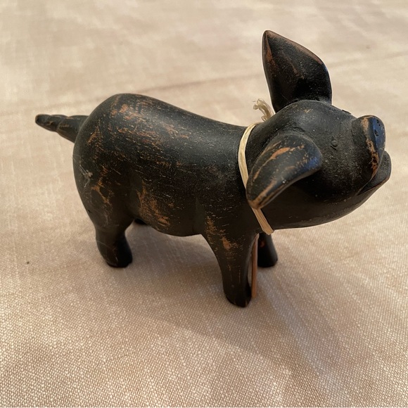 Etta wooden pig, absolutely adorable in excellent condition - Picture 4 of 5